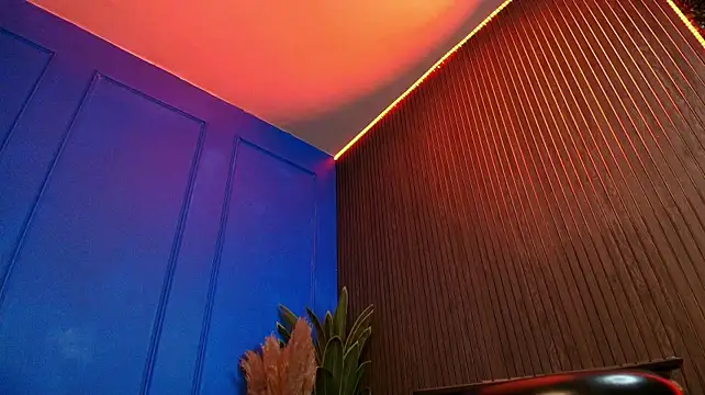 Nikki_Vesper XXX чат на живо