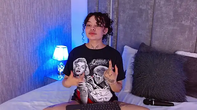 KatherineGomez Adlı Modelin Canlı XXX Sohbeti
