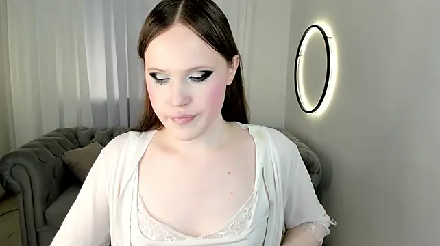Chat XXX en directo de EffieMinki