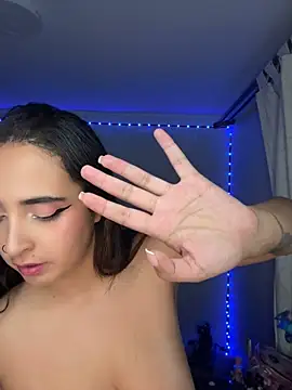 AmberOficiall_ Chat XXX in diretta