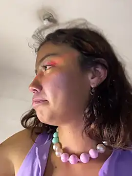 TamaraMera Adlı Modelin Canlı XXX Sohbeti