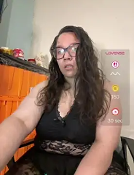 צ'אט XXX בשידור חי של bellakay19
