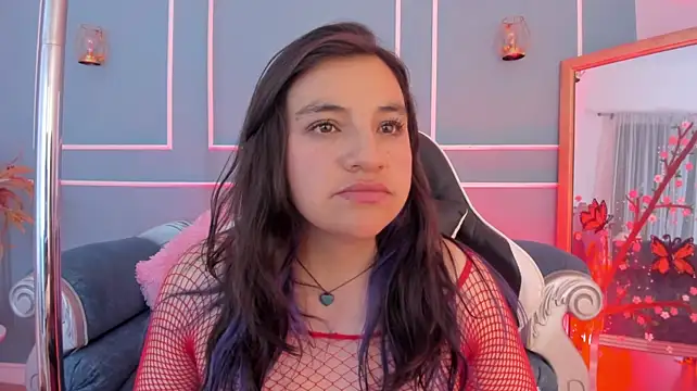 TaraTaylorr – Live XXX-chat