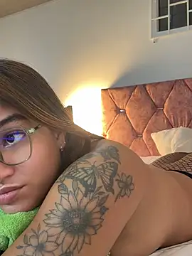 Chat XXX ao vivo de Little_Gaby_