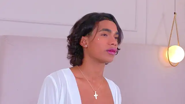 AlanCuute's Live XXX Chat
