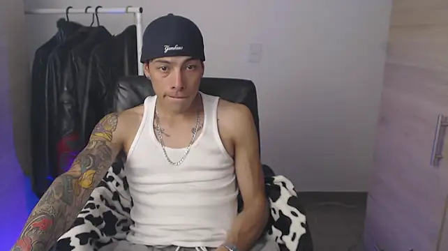 chomelo6 élő XXX-chatje