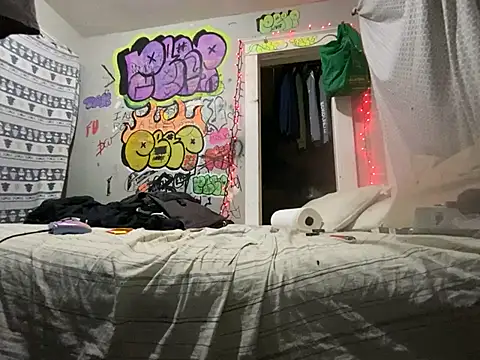 gothboiplzty 现场XXX聊天