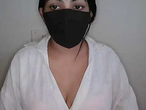 Reddy_Trisha's Live XXX Chat