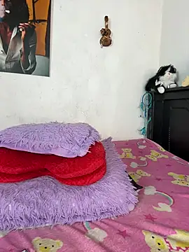 Czat XXX na żywo – Miaa_rosses3