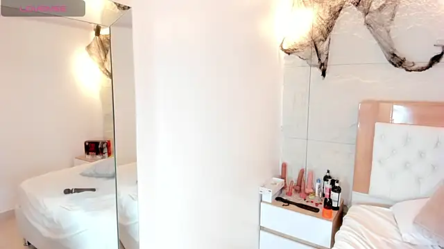 NINAMARTINS' Live XXX Chat