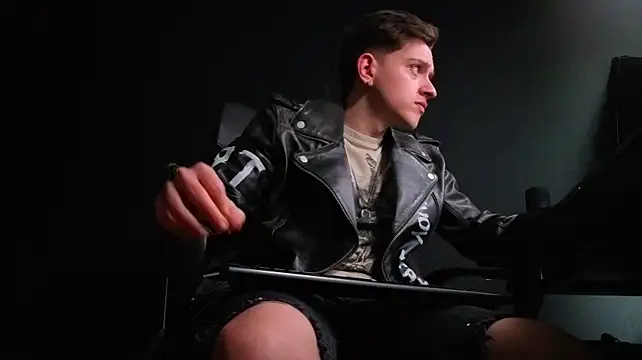 Živý XXX chat FelixStarkk