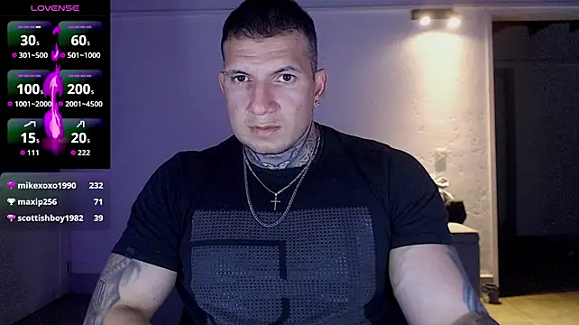 دردشة Shane_Clay الجنسية المباشرة