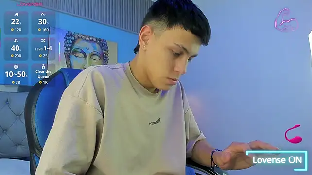 Ethanx18_ Chat XXX in diretta