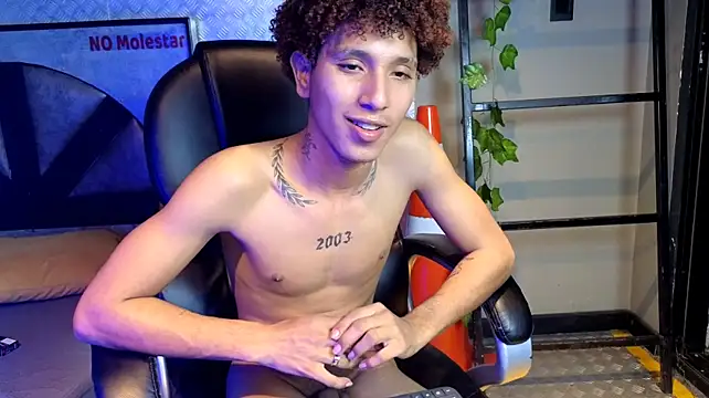 ArisStonne Live XXX Chat