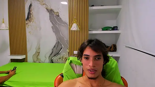 kenshi_roa Webcam Show