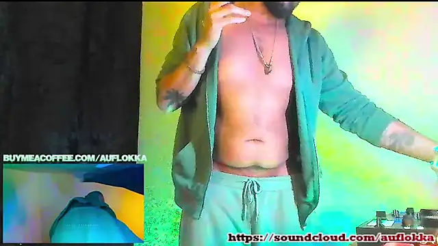 Guyst049 Chat XXX live