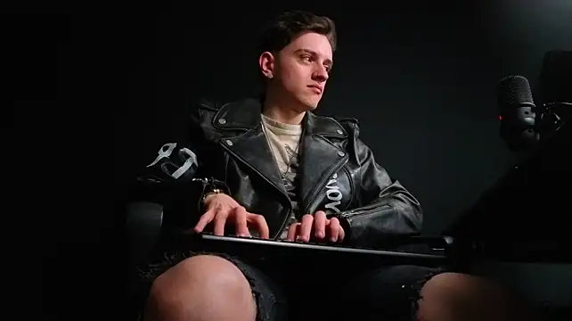 FelixStarkk Chat XXX live