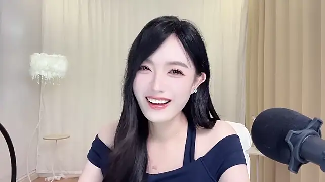 LiLy0608 라이브 XXX 채팅