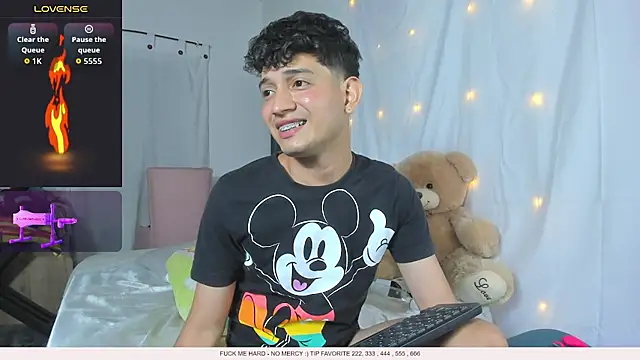 Benjamin_Buster XXX чат на живо