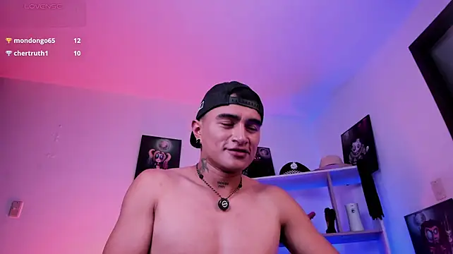 Chat +18 de LiamDeeps ao vivo