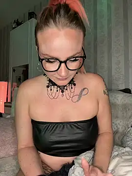 Fiebie_licious_ Live XXX-Chat