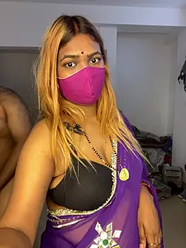 Chatroom XXX en direct de Maya_BDSM