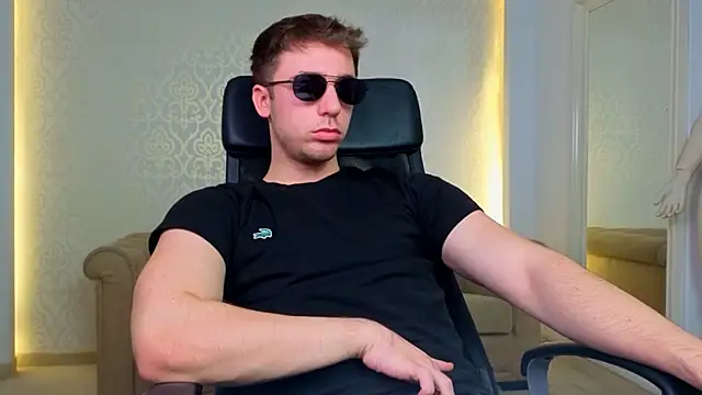 Chatroom XXX en direct de KellenWest