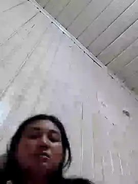 Rayya_4yy Chat XXX in diretta