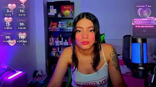 Lovelyamyy – Live XXX-chat