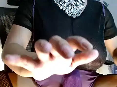 GorgeousHotCum live XXX chat