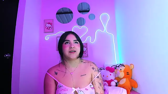 Pamela_flame élő XXX-chatje
