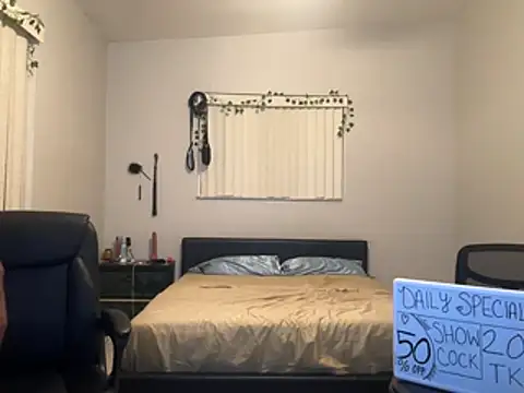 Gator_Zoe Live XXX Chat
