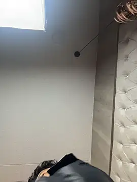 ian_mathias_ XXX чат на живо