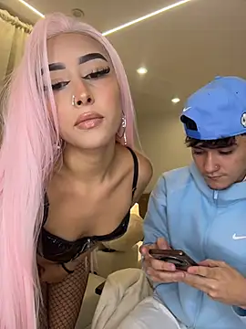 kymberly_18 লাইভ XXX চ্যাট