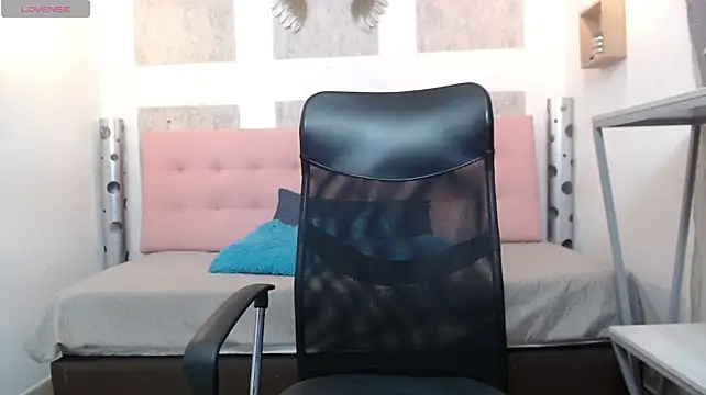 sebitas_27 XXX чат на живо