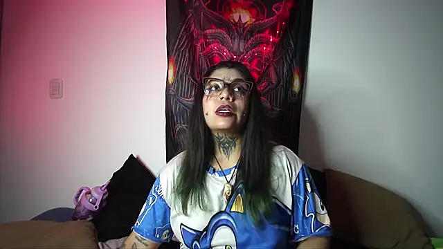 Eta_carinae's Live XXX Chat