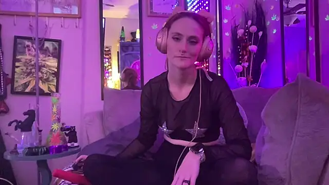Онлайн чат XXX Savyandsaint