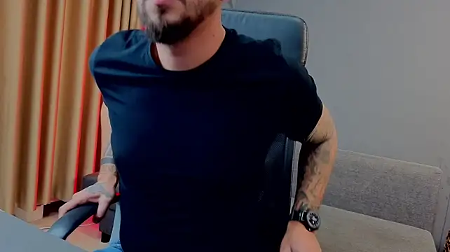 Chatroom XXX en direct de LoganStroud