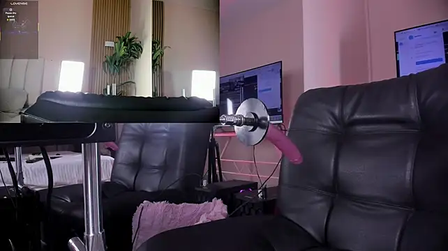 Luna__Red_'s Live XXX Chat