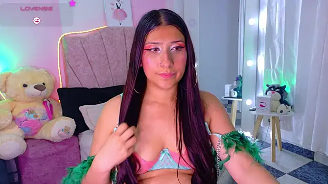 Sara_Blum Chat XXX in diretta