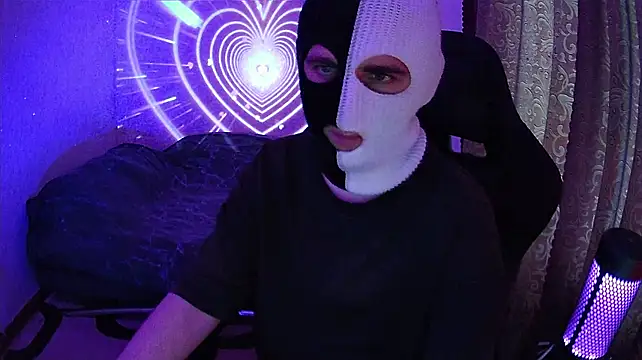 fame_bc – Live XXX-chat