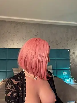 Chatroom XXX en direct de LunaAlya