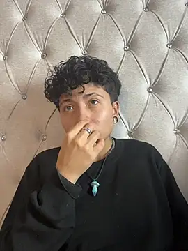 ian_mathias_ Chat XXX in diretta