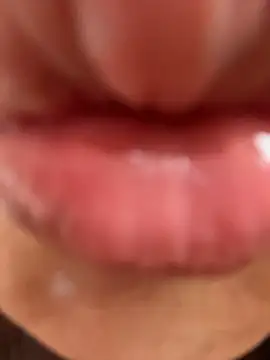 love-yiyi 网络视讯表演