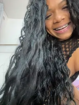 Chat +18 de Robinzitah ao vivo