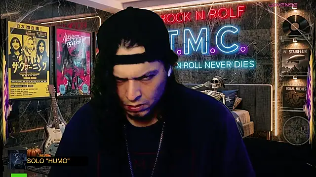 chino_roz webkamerás műsora