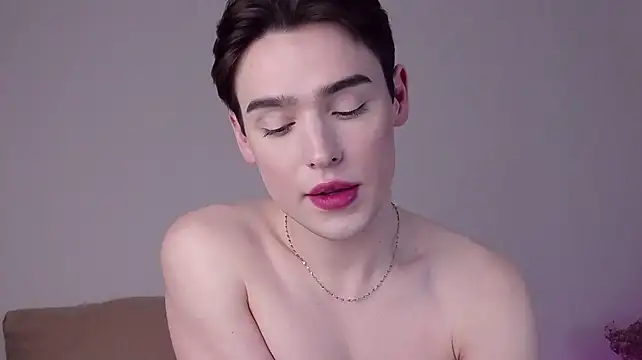 RobbyCharmingのライブXXXチャット