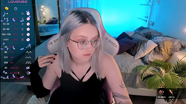 LunarGlow Live XXX-Chat