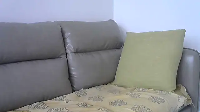 HotHunkHarry Adlı Modelin Canlı XXX Sohbeti