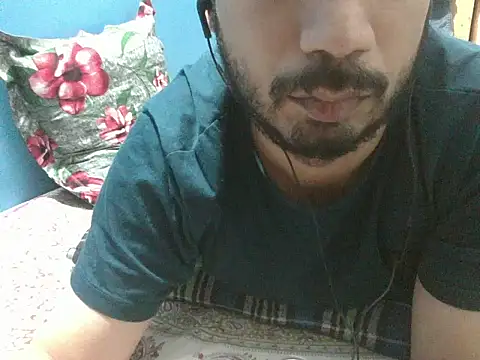 Precumboner Chat XXX in diretta